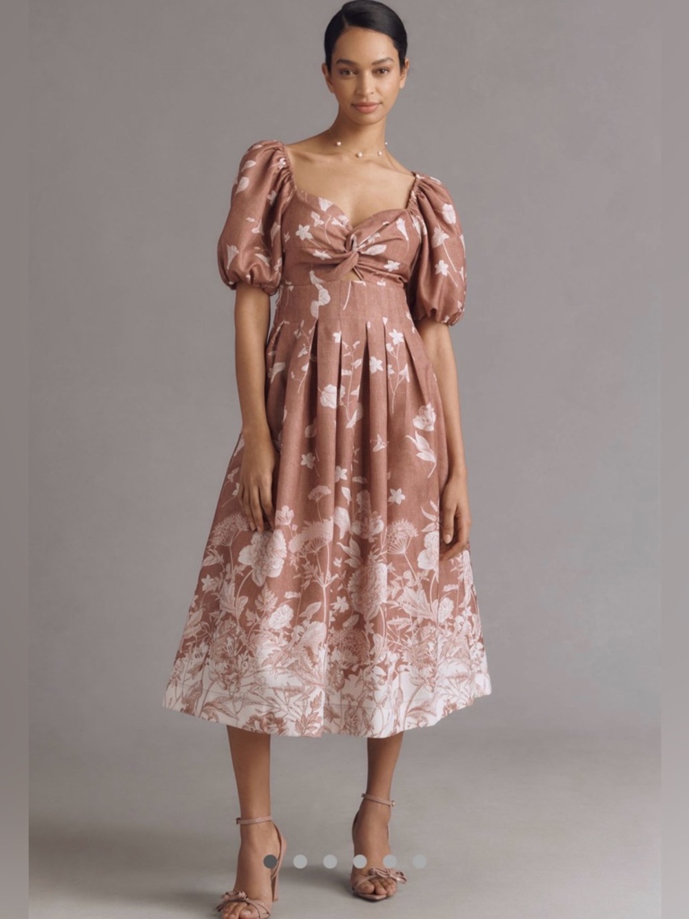 En Saison Twist Bust Cutout Floral Midi Dress Small Puff Sleeve NWT
